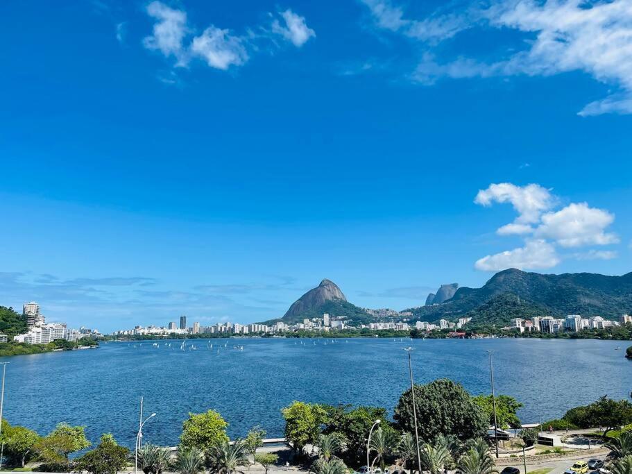 Cobertura Estilosa Com Vista Linda E Privacidade Apartamento Rio de Janeiro