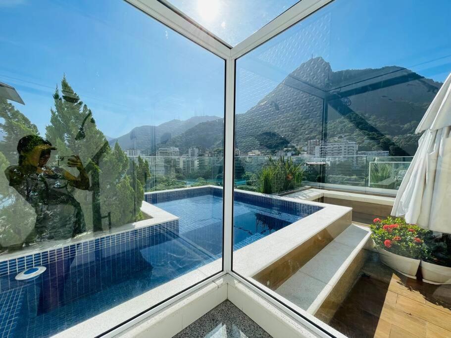 Cobertura Estilosa Com Vista Linda E Privacidade Apartamento *